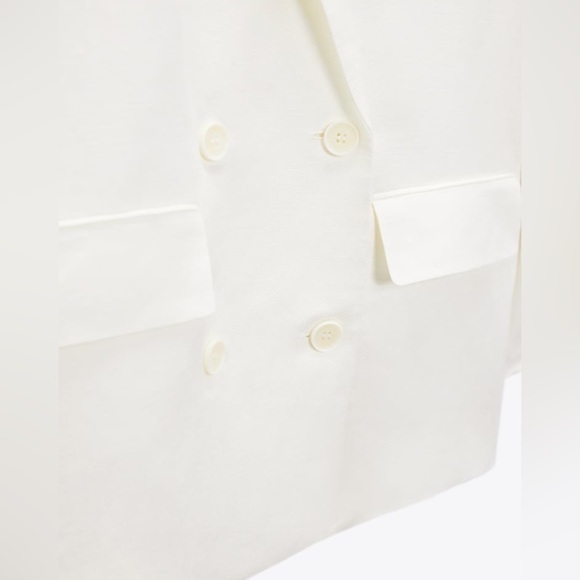 NWT. Zara Ecru Linen/Viscose Blend Double Breasted Blazer. Size L - Picture 6 of 11